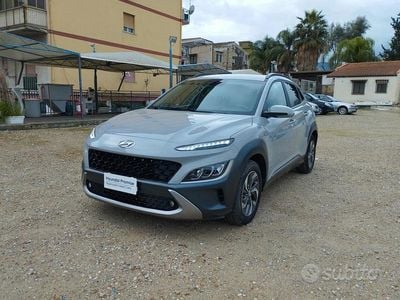 Usata Hyundai Kona 105 CV (77 kW) 2022 Grigio SUV
