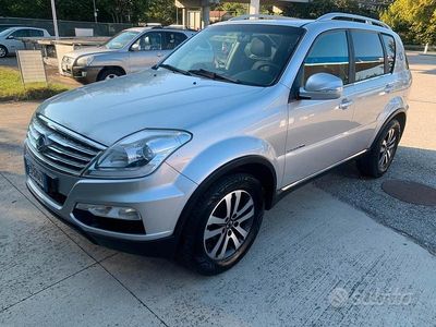 Usata SsangYong Rexton 155 CV (114 kW) 2013 Grigio SUV
