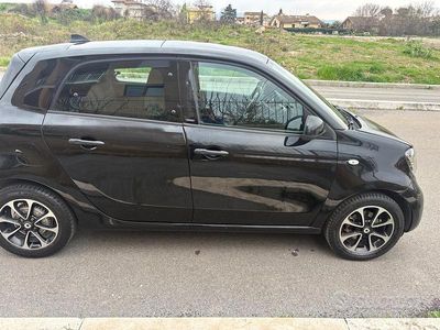 Usata Smart ForFour Passion 71 CV (52 kW) 2017 Nero Utilitaria