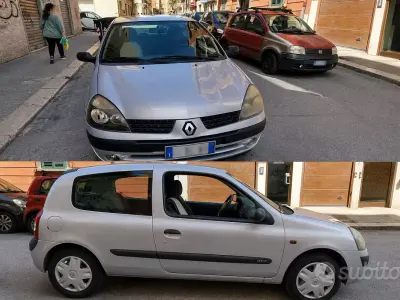Usata Renault Symbol II 75 CV (55 kW) 2002 Grigio Berlina