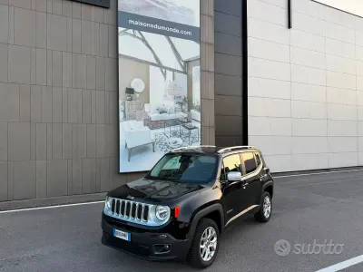 Usata Jeep Renegade Limited 140 CV (102 kW) 2015 Nero SUV