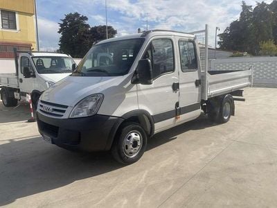 Usata Iveco 35.12 116 CV (85 kW) 2009 Other Furgone