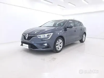 Usata Renault Mégane GrandTour Business 116 CV (85 kW) 2021 Grigio Station wagon