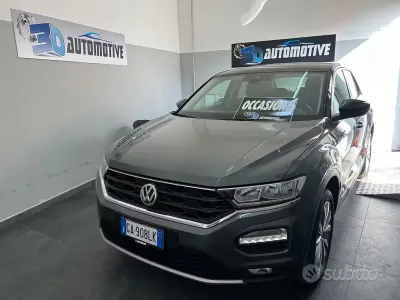 Usata VW T-Roc Style 116 CV (85 kW) 2019 Grigio SUV