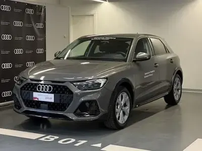 Usata Audi A1 Ambiente 116 CV (85 kW) 2024 Grigio SUV