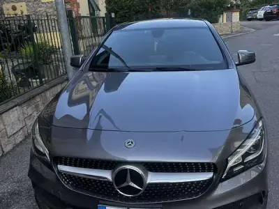 Usata Mercedes CLA220 Shooting Brake 170 CV (125 kW) 2018 Station wagon