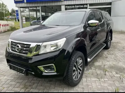 Usata Nissan Navara N-Connecta 190 CV (139 kW) 2016 Nero Pick-up
