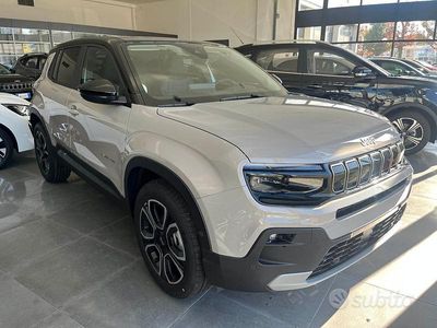 Nuova Jeep Avenger Summit 101 CV (74 kW) 2025 Grigio SUV