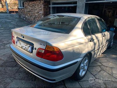 Usata BMW 318 1999 Grigio Berlina