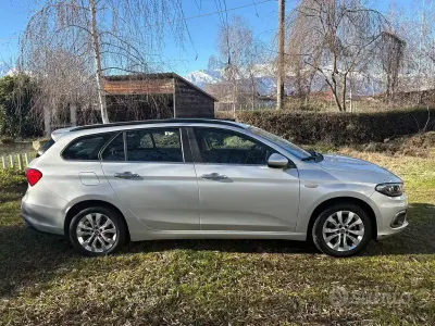Usata Fiat Tipo 120 CV (88 kW) 2017 Grigio Station wagon