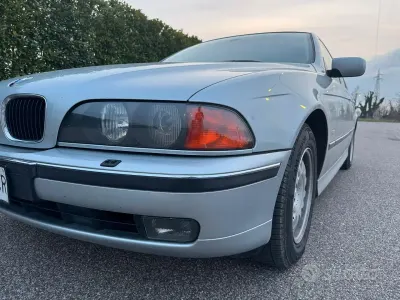 Usata BMW 520 150 CV (110 kW) 1998 Grigio Berlina
