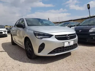 Usata Opel Corsa Edition 74 CV (54 kW) 2022 Utilitaria