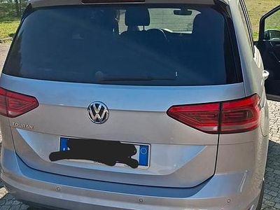 Usata VW Touran 2018 Grigio Monovolume