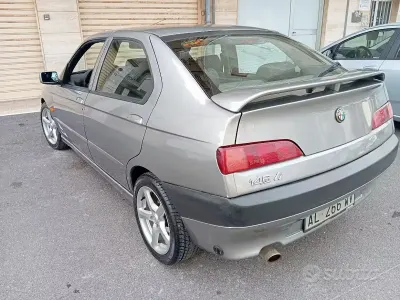 Usata Alfa Romeo 2000 Ti 150 CV (110 kW) 1997 Grigio Berlina