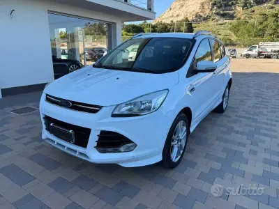 Usata Ford Kuga ST-Line 150 CV (110 kW) 2016 Bianco SUV