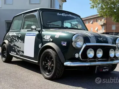 Usata Mini Cooper 61 CV (44 kW) 1991 Verde Utilitaria