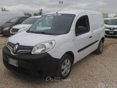 Usata Renault Kangoo 90 CV (66 kW) 2018 Bianco Monovolume