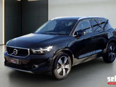 Usata Volvo XC40 Momentum 150 CV (110 kW) 2019 Nero SUV