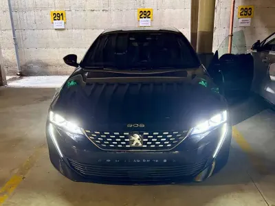 Usata Peugeot 508 GT-line 177 CV (130 kW) 2020 Nero Berlina