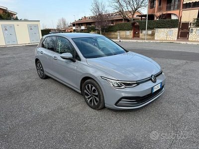 Usata VW Golf VIII 150 CV (110 kW) 2022 Grigio Berlina