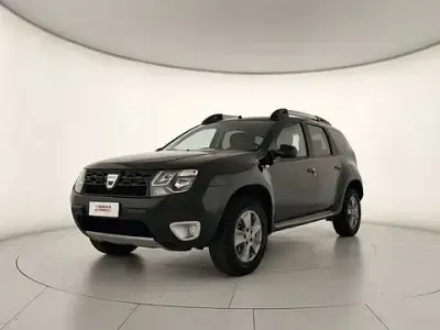 Usata Dacia Duster Ambiance 109 CV (80 kW) 2017 Grigio SUV