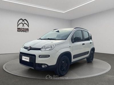 Usata Fiat Panda 4x4 S 95 CV (69 kW) 2018 Bianco gelato Utilitaria