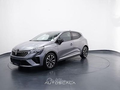 Usata Renault Clio V Techno 91 CV (66 kW) 2024 Grigio Berlina