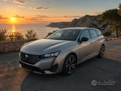 Usata Peugeot 308 Allure 131 CV (96 kW) 2022 Grigio Station wagon
