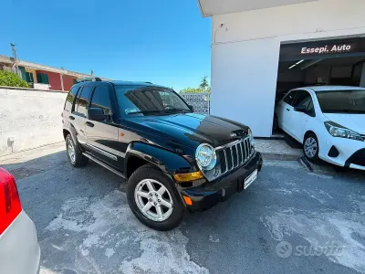 Usata Jeep Cherokee Limited 163 CV (119 kW) 2006 Nero SUV