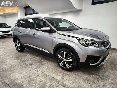 Usata Peugeot 5008 Allure 120 CV (88 kW) 2019 Grigio SUV