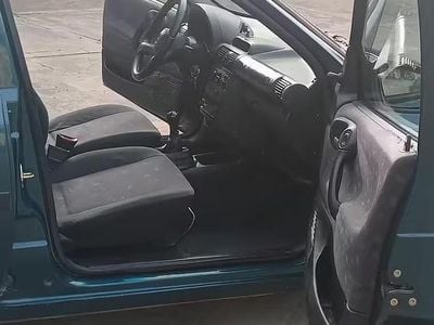 Usata Opel Corsa 60 CV (44 kW) 1997 Verde Utilitaria