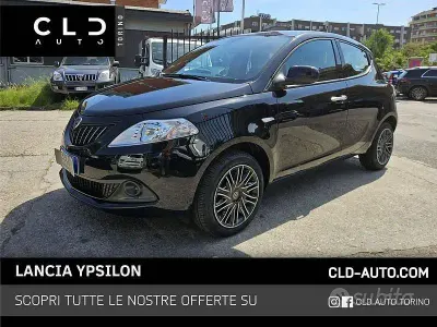 Usata Lancia Ypsilon 70 CV (51 kW) 2024 Nero Utilitaria
