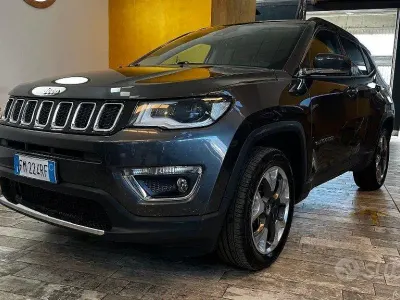 Occasion Jeep Compass Limited 140 ch (102 kW) 2018 Gris SUV