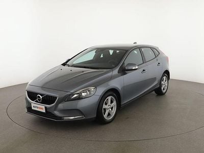 Second-hand Volvo V40 Kinetic 120 CP (88 kW) 2017 Gri Berlinǎ