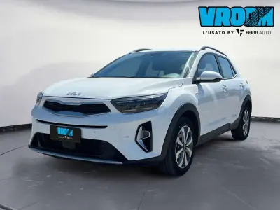 Usata Kia Stonic Style 82 CV (60 kW) 2023 Bianco SUV