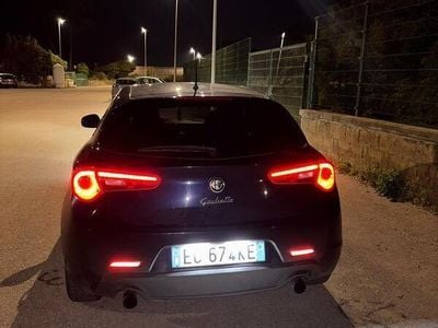 Usata Alfa Romeo Giulietta 140 CV (102 kW) 2011 Blu Utilitaria