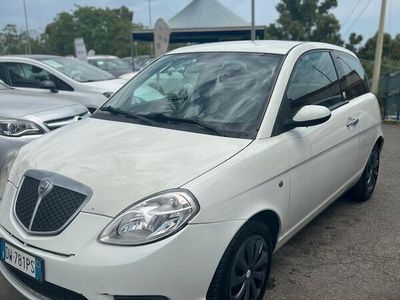 Usata Lancia Ypsilon 77 CV (56 kW) 2009 Bianco Utilitaria