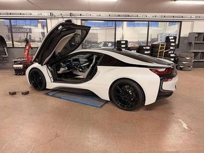 Usata BMW i8 231 CV (169 kW) 2016 Bianco Coupé