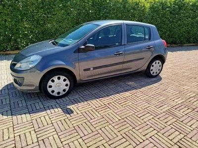 Renault Clio II