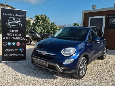 Usata Fiat 500X Cross 140 CV (102 kW) 2015 Blu SUV