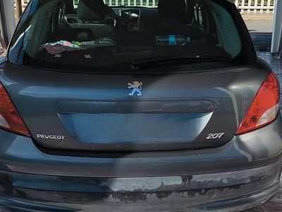 Usata 2010 Peugeot 207 Berlina | 3000 € (Buon prezzo)