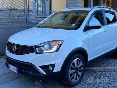 Bianco Usata 2015 Ssangyong (KGM) Korando Limited SUV | 7500 € (Buon prezzo)