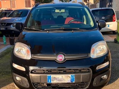 Usata Fiat Panda Lounge 69 CV (50 kW) 2014 Nero Utilitaria