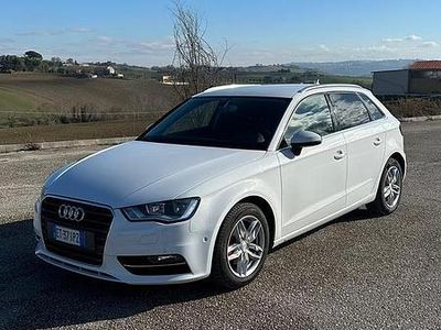 Gebraucht Audi A3 Ambition 105 PS (77 kW) 2013 Weiß Limousine