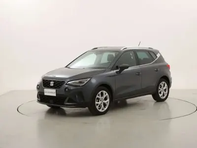 Usata Seat Arona FR 110 CV (80 kW) 2023 Grigio SUV
