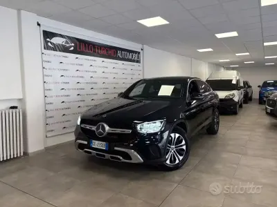Usata Mercedes GLC200 Business 163 CV (119 kW) 2021 Nero SUV