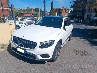 Usata Mercedes GLC220 Premium Plus 194 CV (142 kW) 2020 Bianco Station wagon