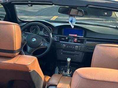 Usata BMW 320 Cabriolet Efficient Dynamics 170 CV (125 kW) 2008 Nero Cabrio
