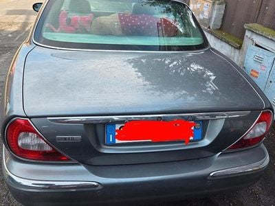 Usata Jaguar XJ8 2004 Grigio Berlina