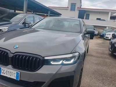 Usata BMW 530 M Sport 339 CV (249 kW) 2021 Grigio Berlina